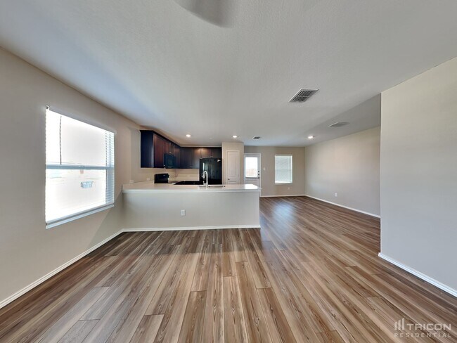 Foto del edificio - 505 Autumnwood Way