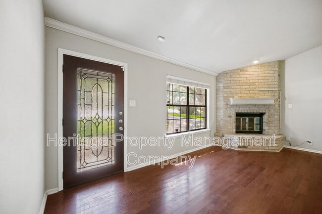 Building Photo - 16722 Lilly Crest Dr
