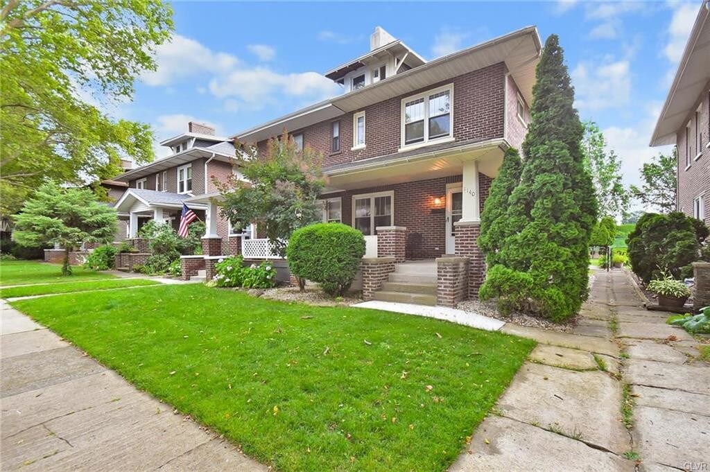 Primary Photo - 1140 N New St