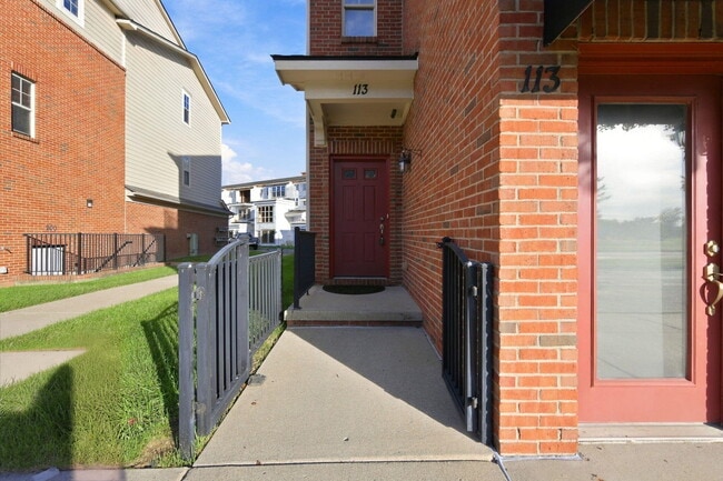 Building Photo - 113 Legato Dr