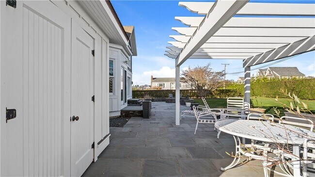 Building Photo - 3 Doris Terrace