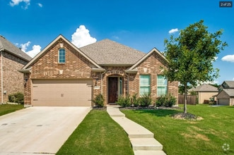 Building Photo - 1600 Keswick Dr