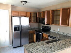 Building Photo - 1715 Manor Garden Mnr