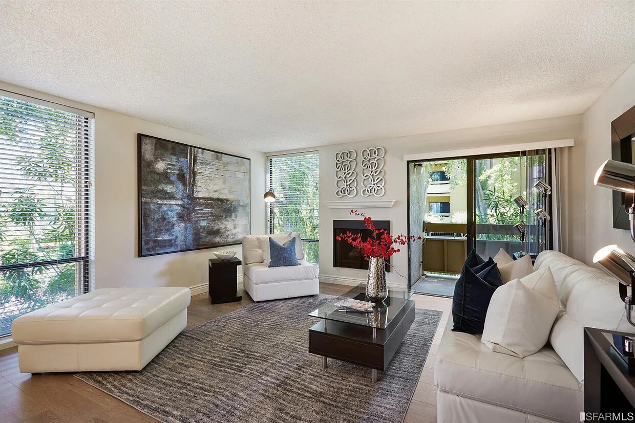 Foto principal - 1151 Compass Ln