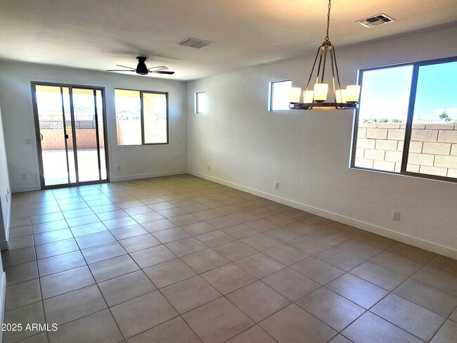 Building Photo - 11214 N 168th Dr