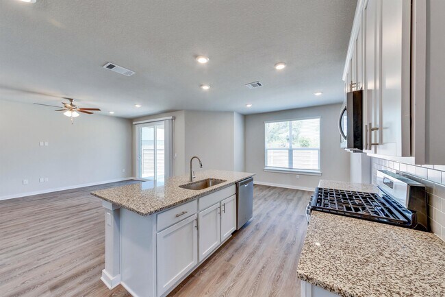 Building Photo - 1912 Ruger Pass