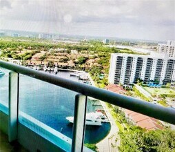 Building Photo - 21055 Yacht Club Dr