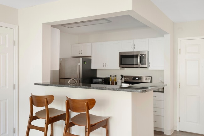 Building Photo - Emerson Place Apartments