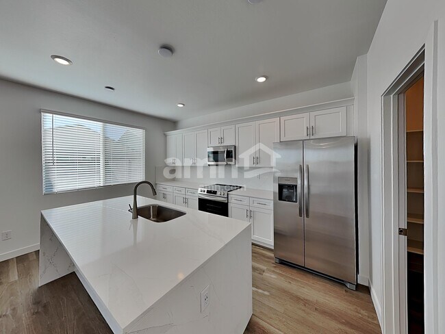 Foto del edificio - 20177 W Thomas Rd