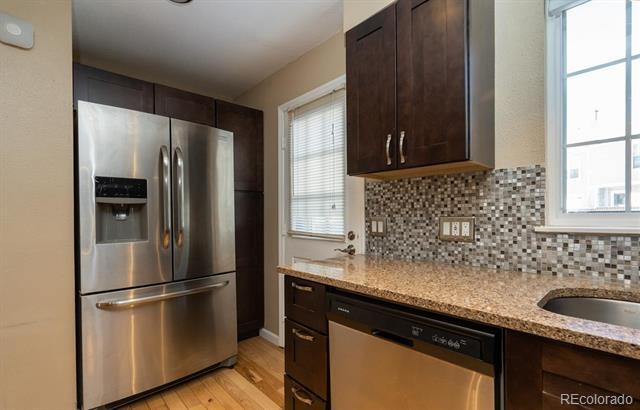 Foto del edificio - 1699 S Trenton St