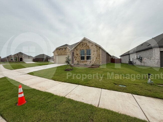 Building Photo - 5105 Auburn Trce Ln