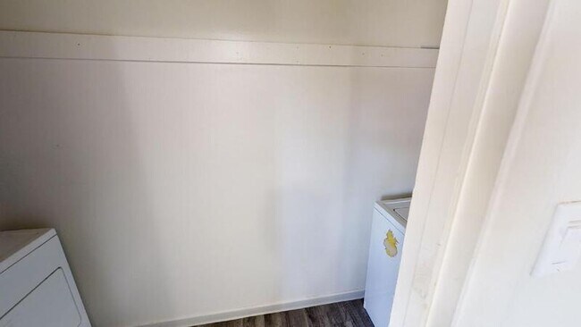 Building Photo - 1216 Janes Ln