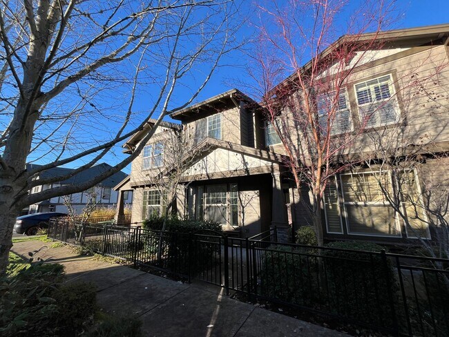 Building Photo - Cozy 3 Bed 2.5 Bath Townhouse in Bethany n...