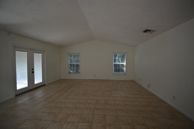 Foto del edificio - 1379 Pinetta Cir