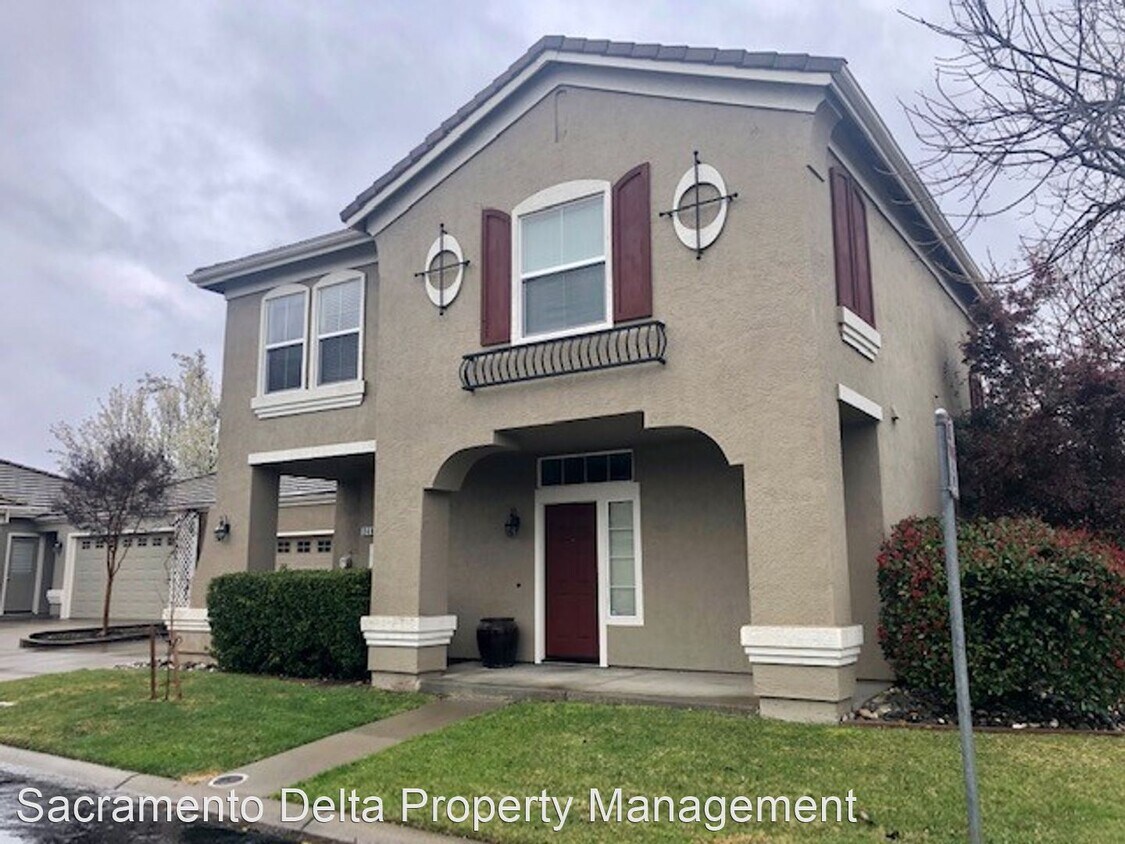 3 br, 2.5 bath House 340 Caples Drive^^ House Rental in Folsom, CA