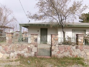 Building Photo - 7250 1st St