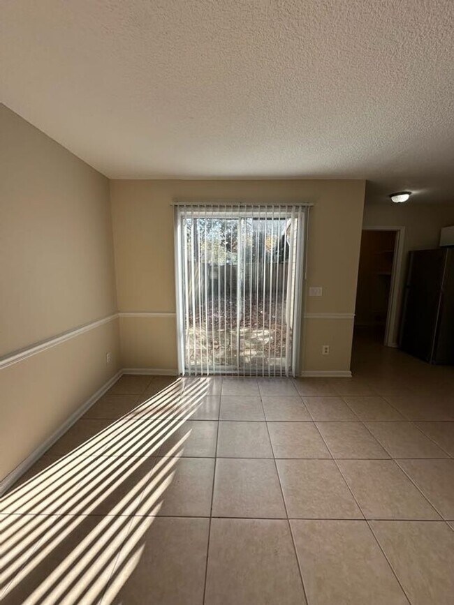 Building Photo - 129 Inlet Reach Cir