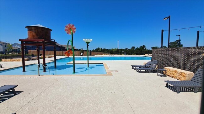 Foto del edificio - 17715 Dockery Dr