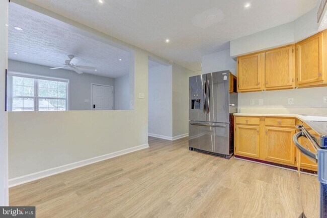Building Photo - 11503 Big Sandy Run Rd