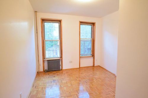 Foto del edificio - 720 5th Ave