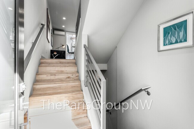 Foto del edificio - 3078 SW Avalon Way