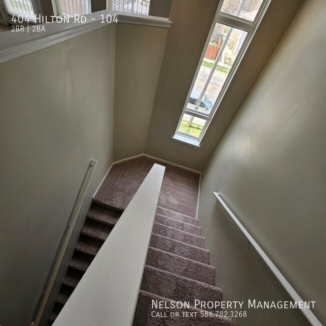 Building Photo - 404 Hilton Rd