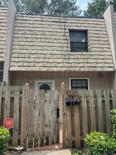 Building Photo - 1327 Woodstone Ter