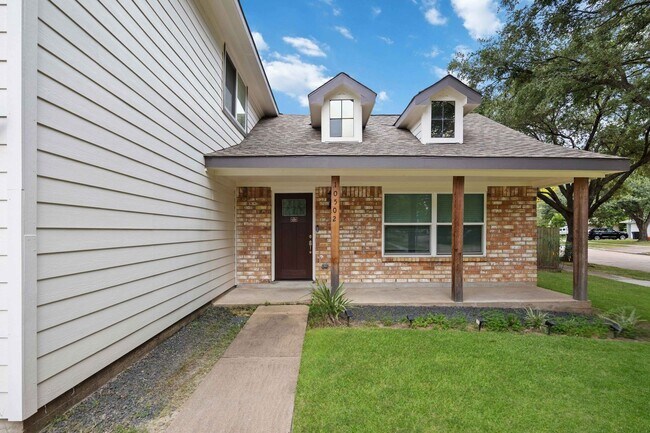 Foto del edificio - 10502 Goldfield Ln