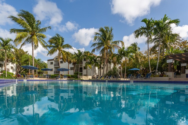 Pool - Emerald Palms