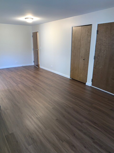 Building Photo - 29W549 Country Ridge Dr