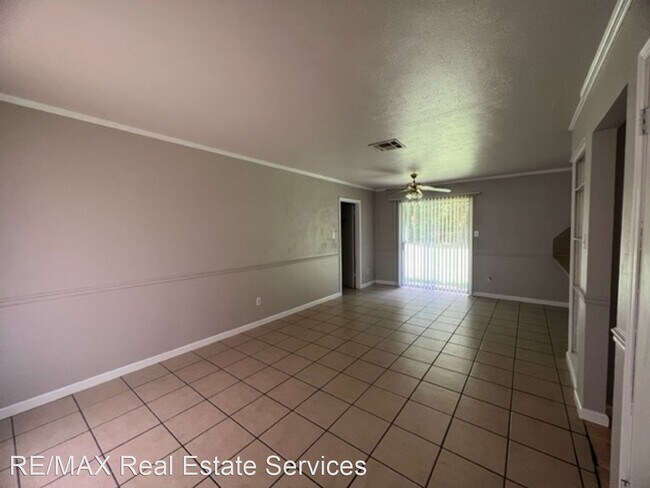 Building Photo - 3 br, 1 bath House - 8503 Meadow Parkway