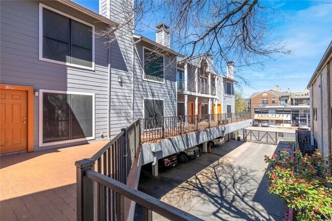 Building Photo - 2710 Nueces St
