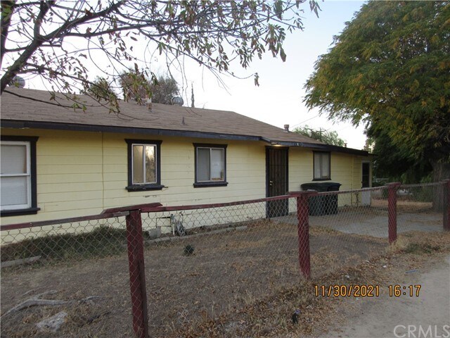 Primary Photo - 32821 Valley View Ave