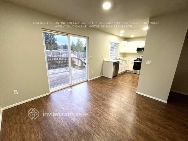 Foto del edificio - 3807 230th St E