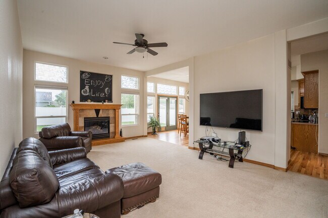 Foto del edificio - 129 53rd Ave