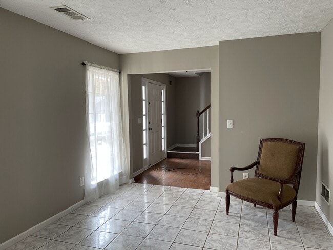 Building Photo - 3790 Oak Park Dr