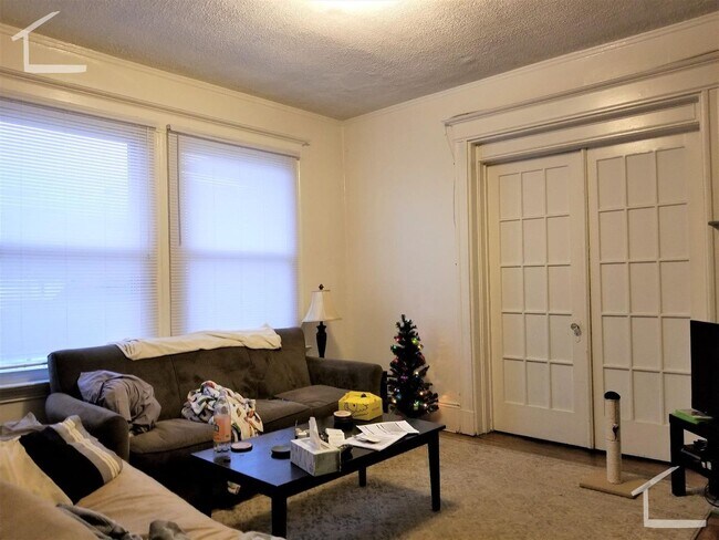 Foto del edificio - Very spacious 2-Bed