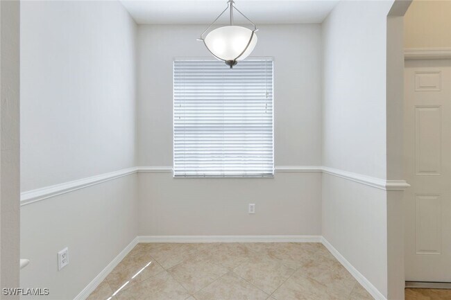 Foto del edificio - 14165 Winchester Ct