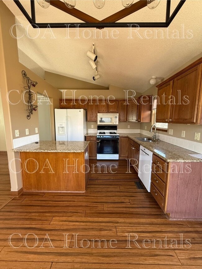 Building Photo - Amazing Home in Andover Kansas