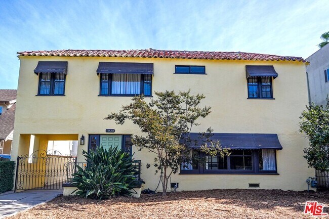 Foto del edificio - 1838 S Victoria Ave