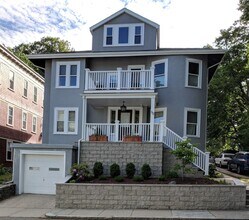 Building Photo - 35 Oakland Rd