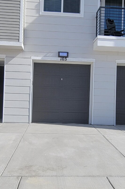 Building Photo - 3760 Presidio Point