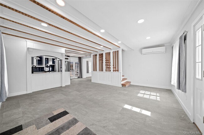 Foto del edificio - 143 Rocky Point Landing Rd