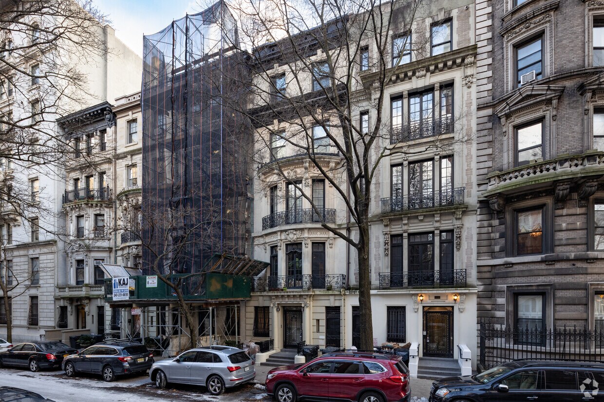 Foto principal - 312 W 92nd St