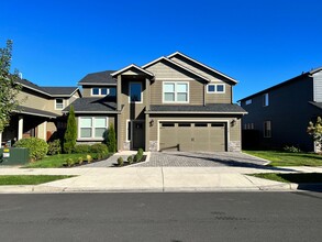 Building Photo - 410 Cameo Dr