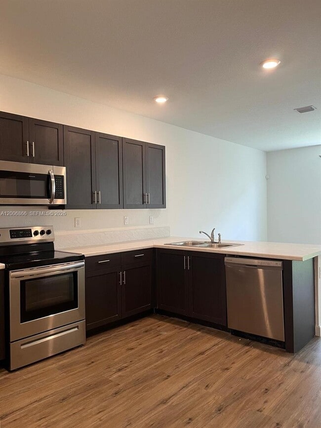 Foto del edificio - 2634 SE 12th St