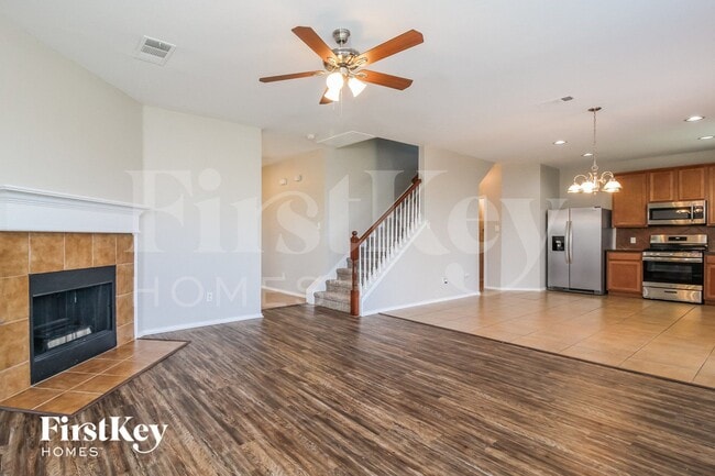 Building Photo - 9921 Shelburne Rd