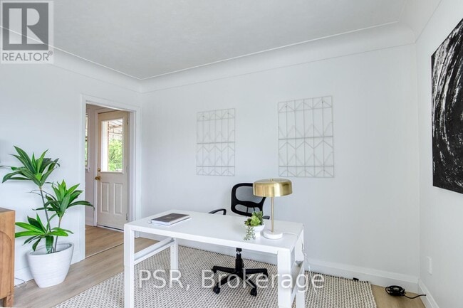 Photo du bâtiment - 514-514 Krug St