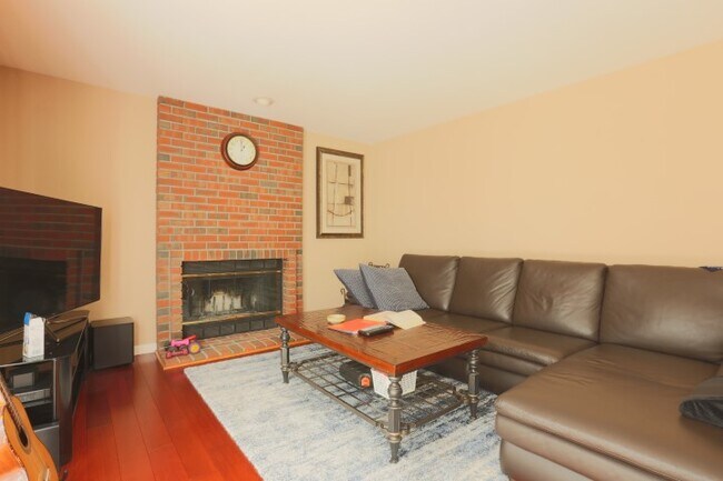 Foto del edificio - 6240 Camino del Lago