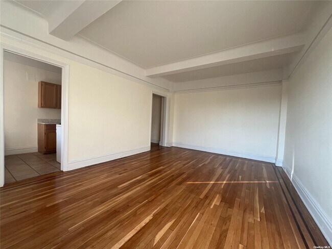Building Photo - 8300 Talbot St
